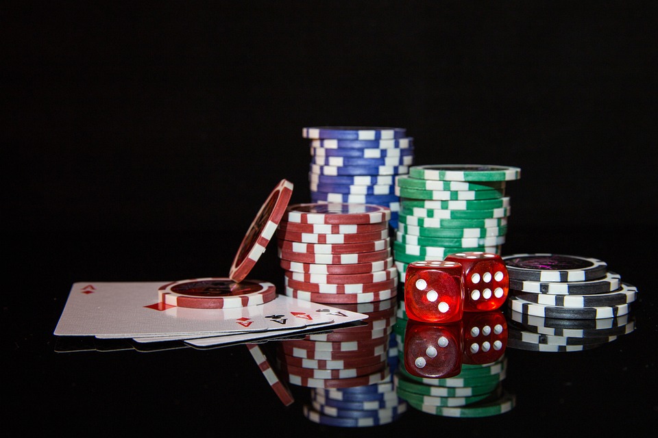 Online Poker Tips to Help You Make Real Money