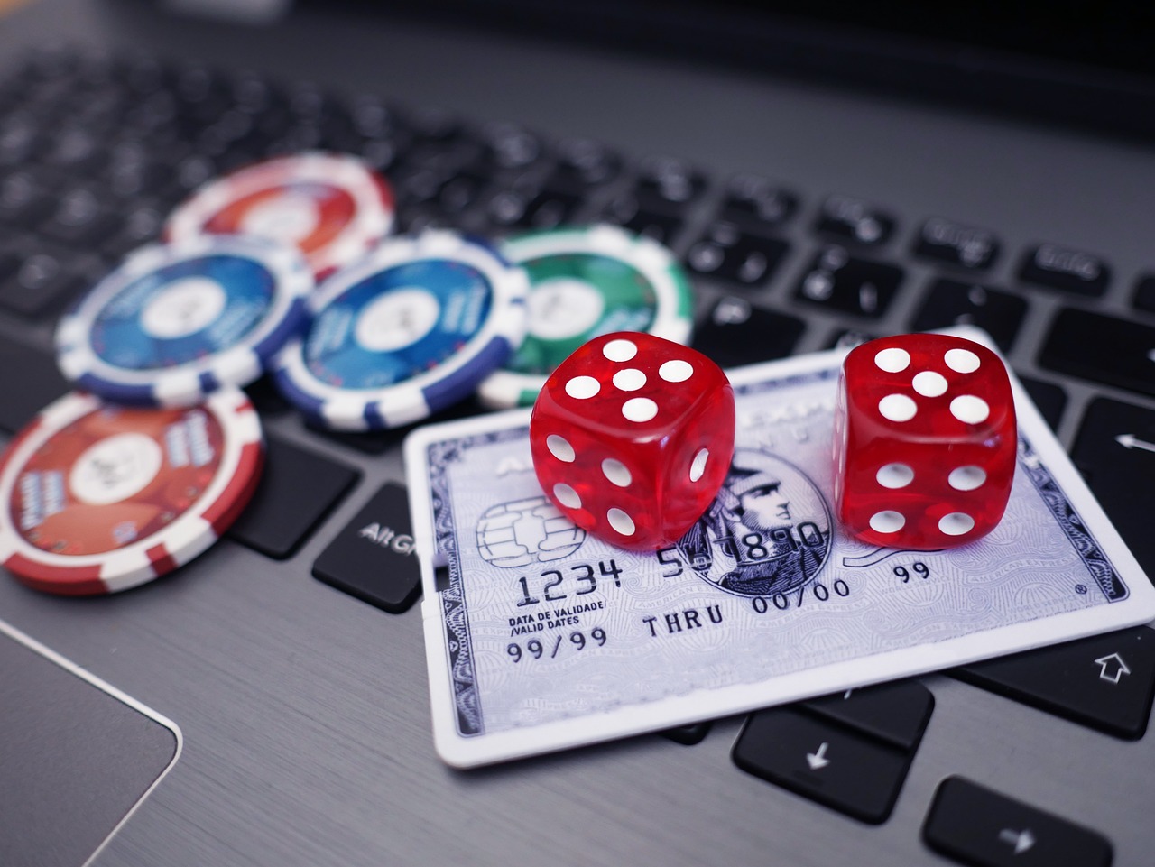 Enjoy Poker Online: Explore the World of Digital Gambling