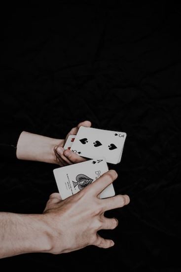 Mastering Pocket Sevens in Poker Cash Games: A Comprehensive Guide