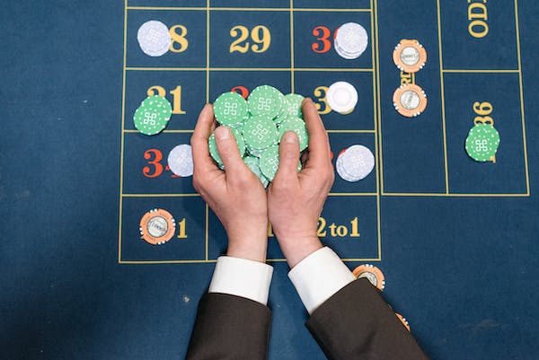 The Psychology of Poker Tells: Understanding and Exploiting Player Behavior